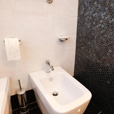 Apartment Unique Torre Gaia Rome